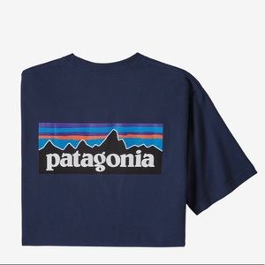 Men’s medium navy blue Patagonia T-shirt